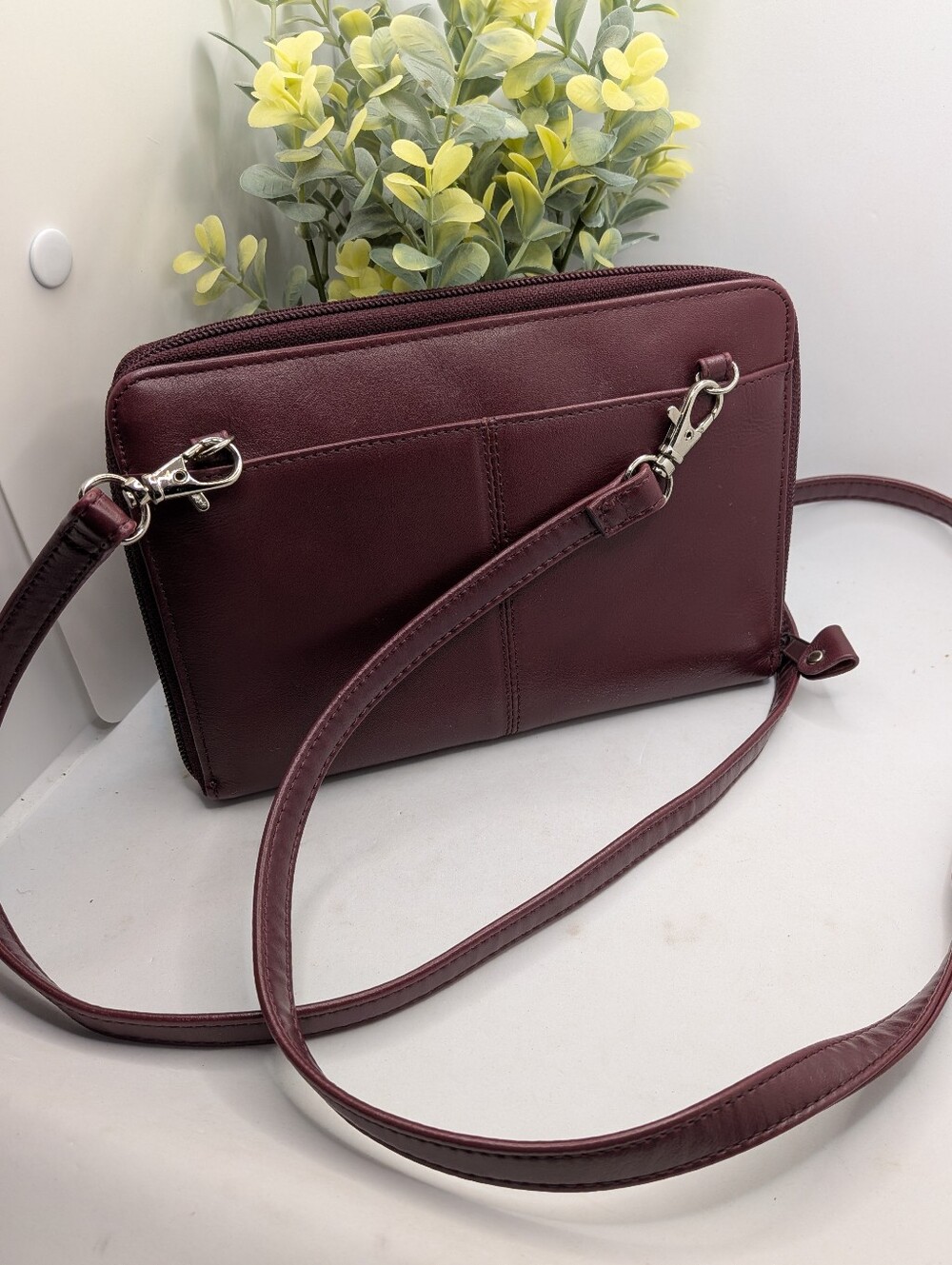 Etienne Aigner Burgundy Leather Crossbody - Picture 3 of 5